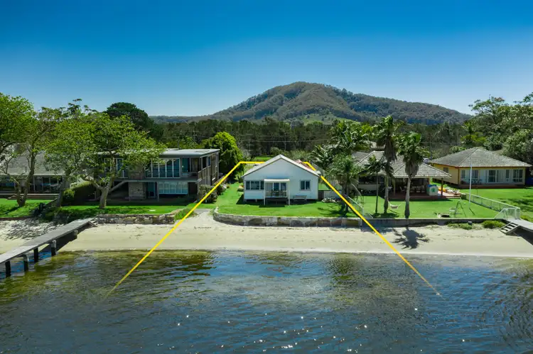 38 Hay Avenue, Shoalhaven Heads NSW 2535