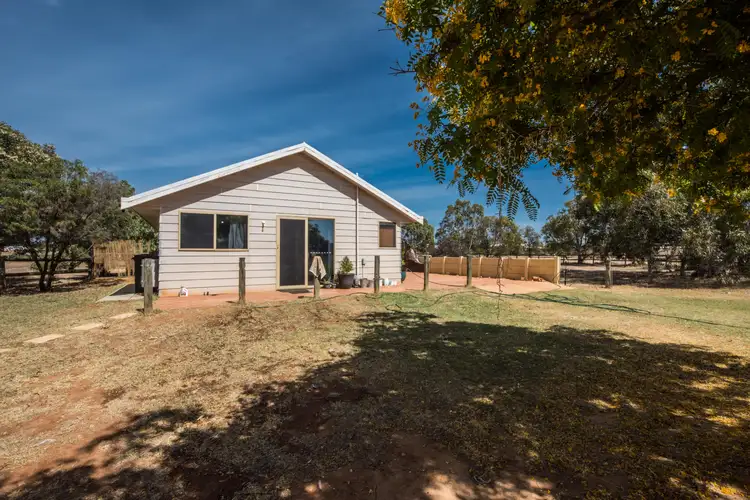 22 Border Drive, Deepdale WA 6532