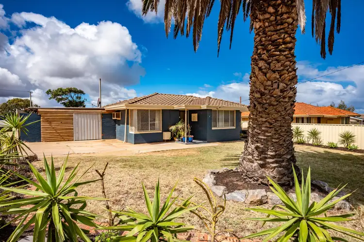 7 Howes Street, Rangeway WA 6530