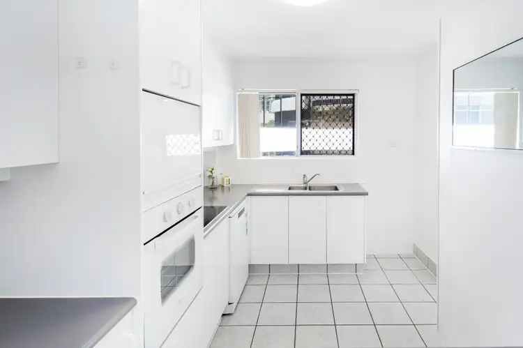 Sixth view of Homely apartment listing, 10/28 Marine Parade, Southport QLD 4215