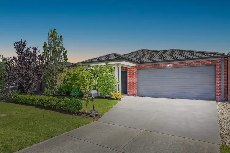 21 Farmdale Road, Pakenham VIC 3810
