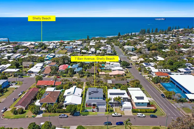 7 Barr Avenue, Shelly Beach QLD 4551