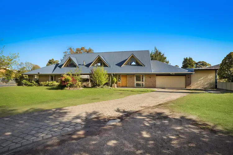 16 Mckay Road, Rowville VIC 3178