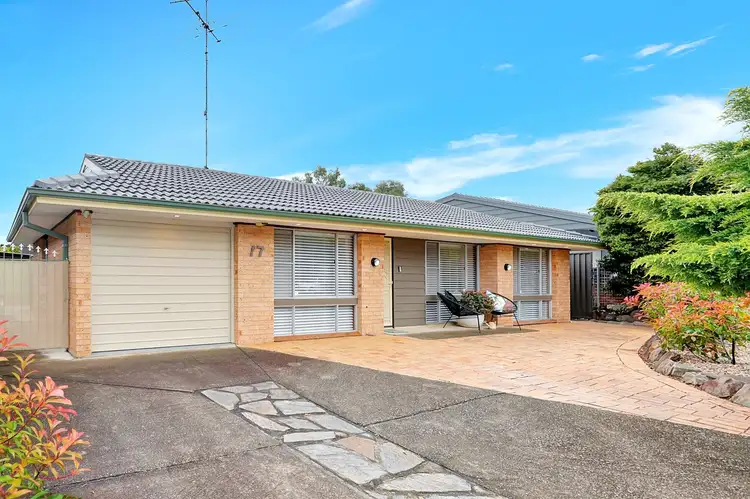 17 Mynah Close, St Clair NSW 2759