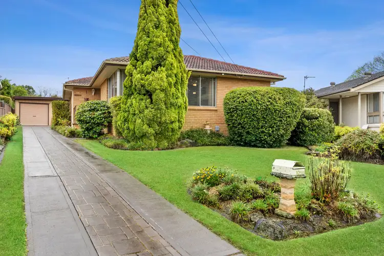 10 Minchin Avenue, Hobartville NSW 2753