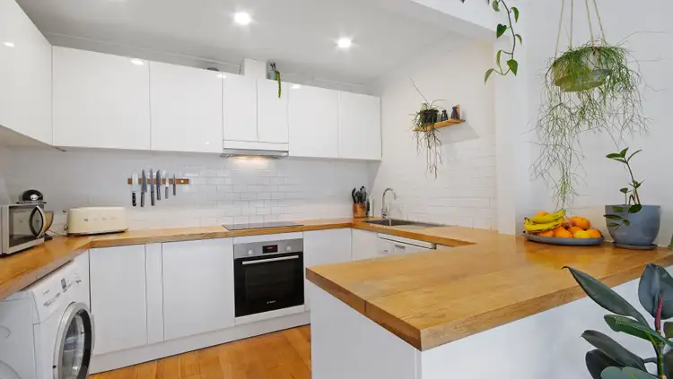 Sixth view of Homely villa listing, 2/52 The Grove, Coburg VIC 3058