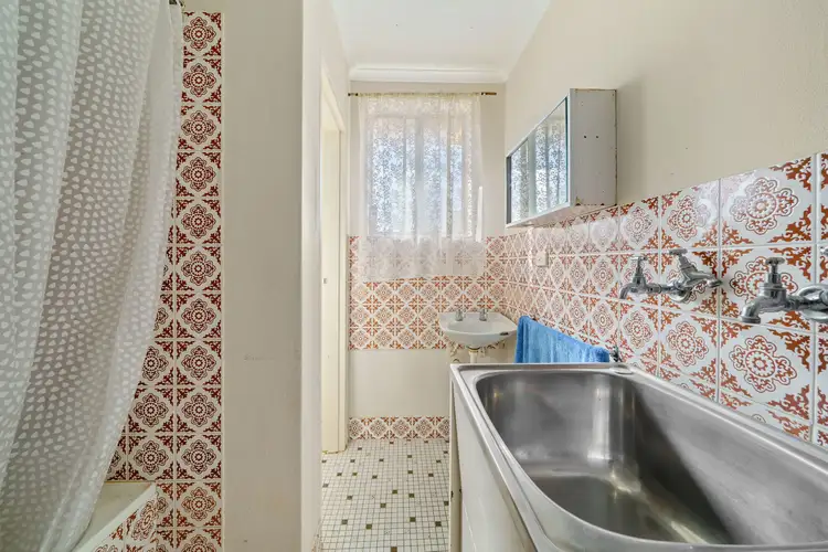 Sixth view of Homely unit listing, 18/85 Derrima Road, Crestwood NSW 2620