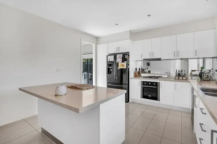 Sixth view of Homely unit listing, 2/23 Amesbury Avenue, Craigieburn VIC 3064