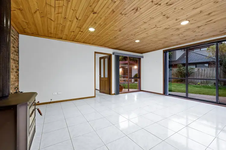 Sixth view of Homely house listing, 5 Cassia Street, Notting Hill VIC 3168