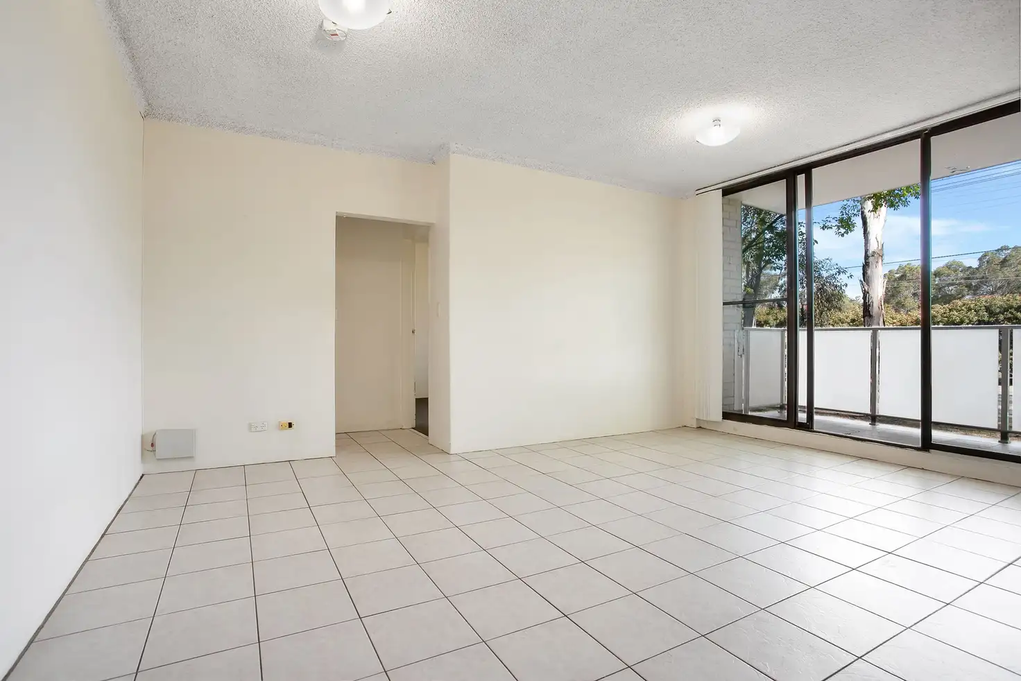 Main view of Homely unit listing, 2/56 Park Avenue, Kingswood NSW 2747