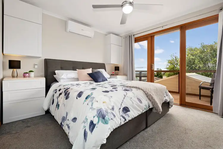 Fifth view of Homely house listing, 33 Whitford Way, Frankston VIC 3199