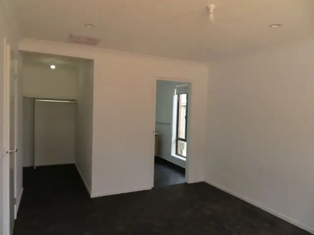 Fifth view of Homely house listing, 4 Firefly Court, Moama NSW 2731