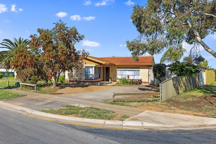 8 Sunderland Avenue, Parafield Gardens SA 5107