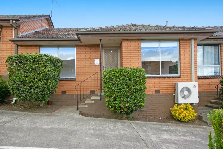 Main view of Homely unit listing, 2/41 Hickford Street, Reservoir VIC 3073