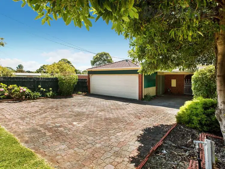 294 Eastbourne Road, Rosebud VIC 3939