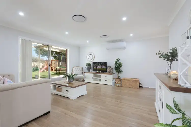 Sixth view of Homely villa listing, 5/2 Werona Avenue, Claremont Meadows NSW 2747
