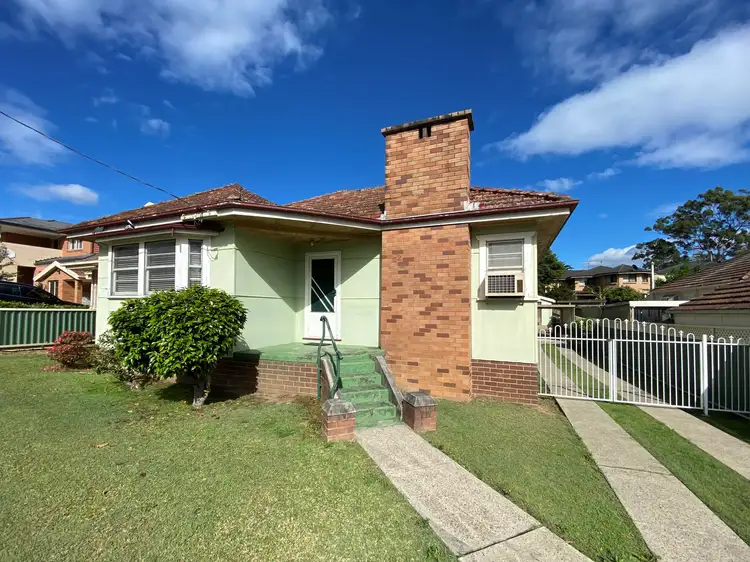 22 Whitworth Street, Westmead NSW 2145