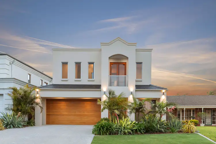 21A Sir John Marks Drive, West Lakes SA 5021