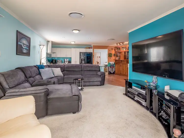 Sixth view of Homely house listing, 1 Iris Place, Fitzgibbon QLD 4018