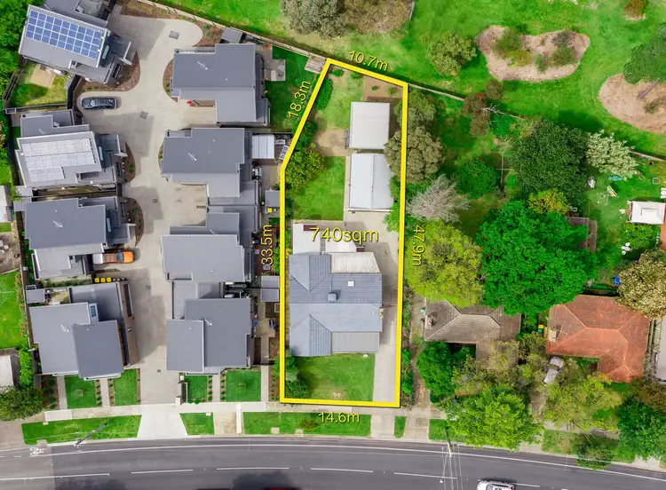 32 Greenwood Drive, Bundoora VIC 3083