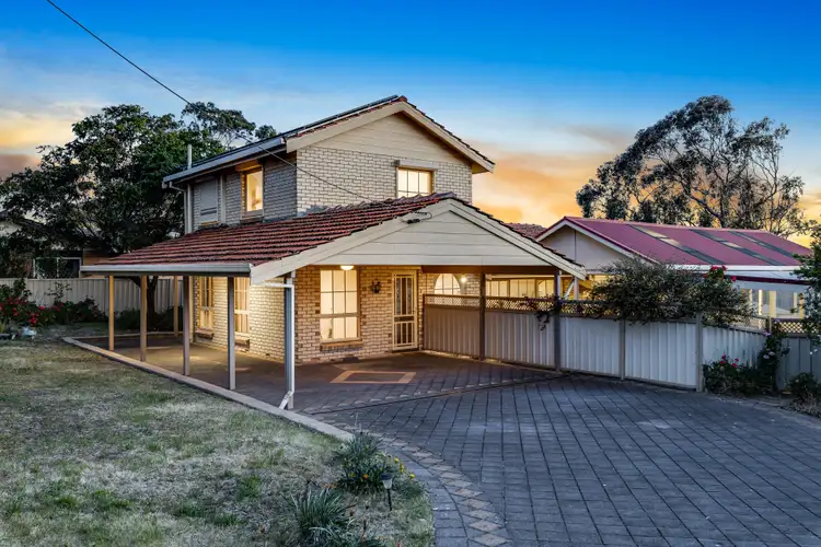 82 Black Road, Flagstaff Hill SA 5159