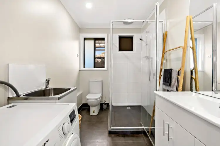 Fifth view of Homely unit listing, 1/21 Overton Road, Seaford VIC 3198