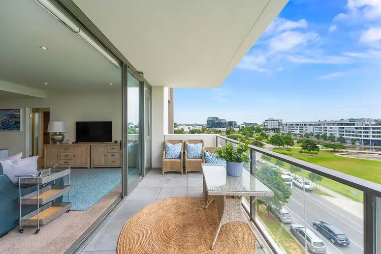 2057/48 Skyring Terrace, Newstead QLD 4006