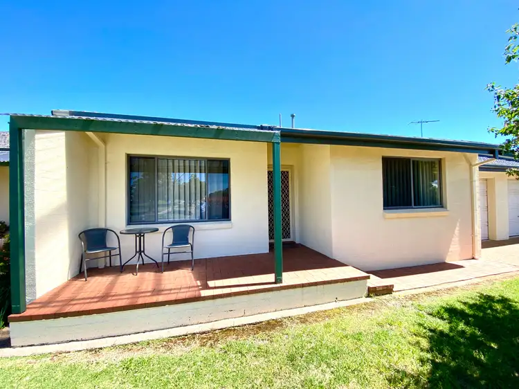 6/77 Thornhill Street, Young NSW 2594
