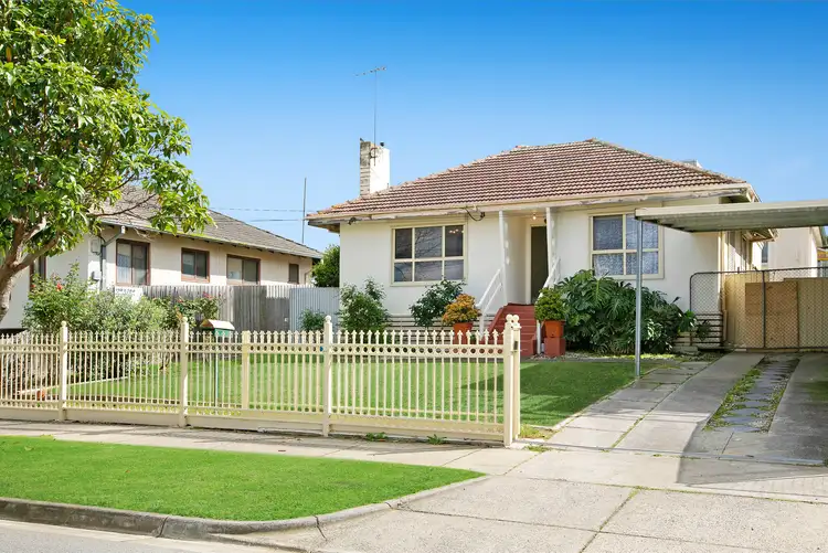52 Clingin Street, Reservoir VIC 3073