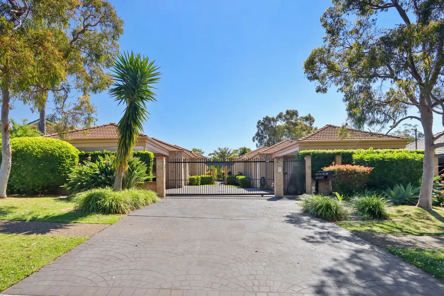 Main view of Homely villa listing, 2/107 Gannons Road, Caringbah NSW 2229