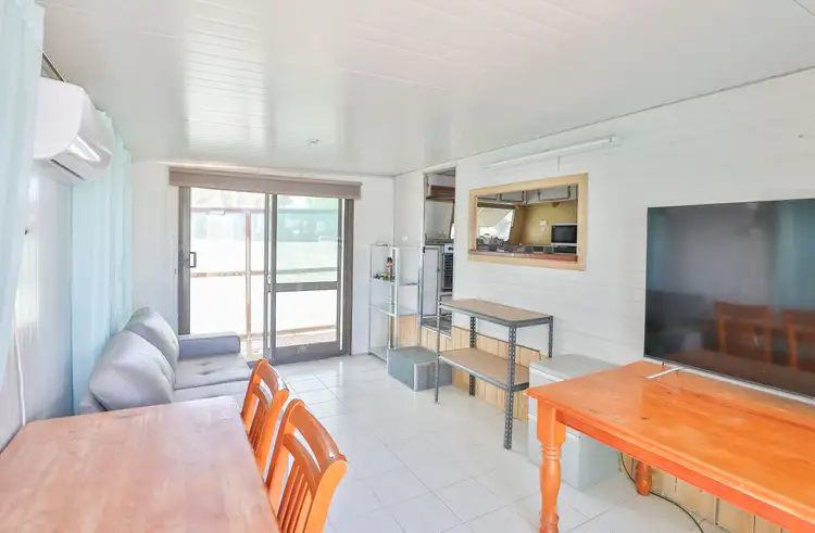 Cabin 53/7 Cureton Avenue, Mildura VIC 3500