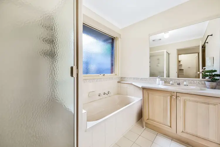 Fourth view of Homely unit listing, 2/48 Hilton Street, Mount Waverley VIC 3149