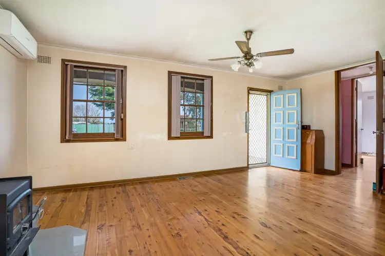 Fifth view of Homely house listing, 32 Bundarra Crescent, Orange NSW 2800