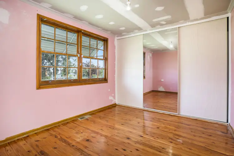 Sixth view of Homely house listing, 32 Bundarra Crescent, Orange NSW 2800