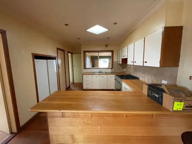 Fifth view of Homely house listing, 2 Houston Crescent, South Bunbury WA 6230
