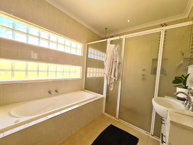 Seventh view of Homely house listing, 8 Wheelock Way, Carnarvon WA 6701