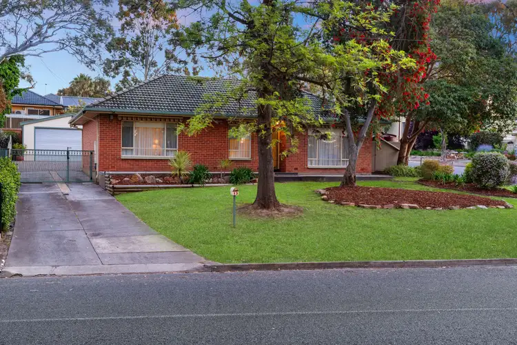 13 Boronia Drive, Hope Valley SA 5090