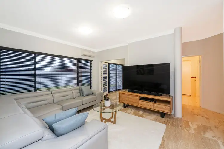 116B Gloucester Crescent, Shoalwater WA 6169