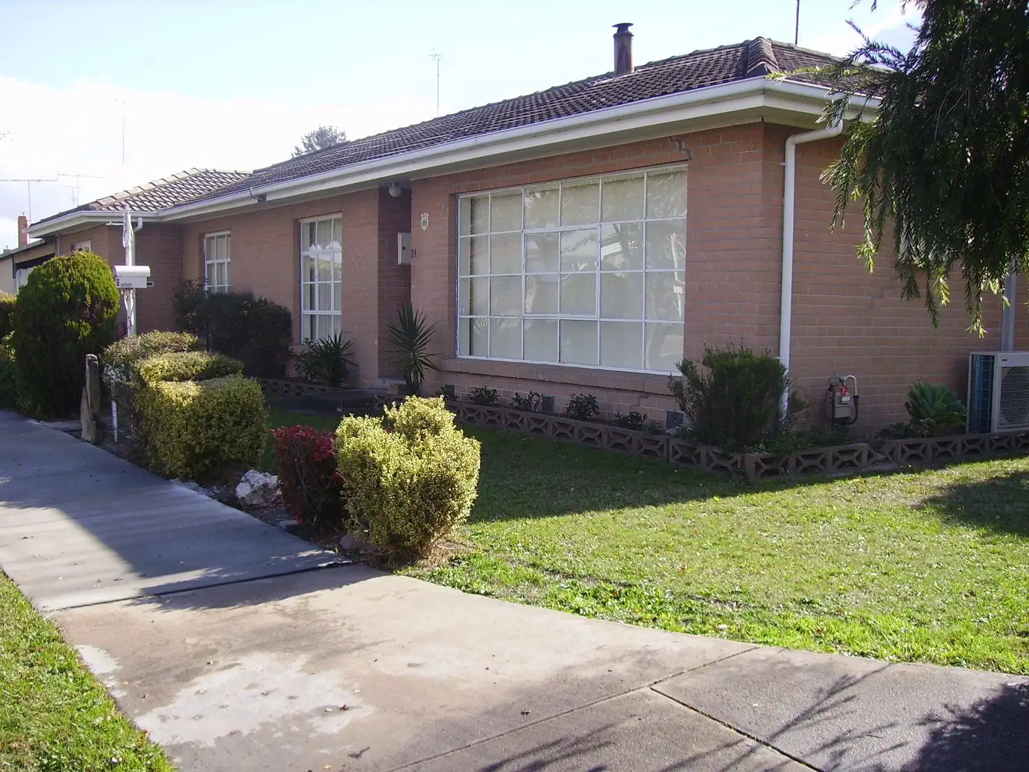 Main view of Homely house listing, 21 Saunders Crescent, Traralgon VIC 3844