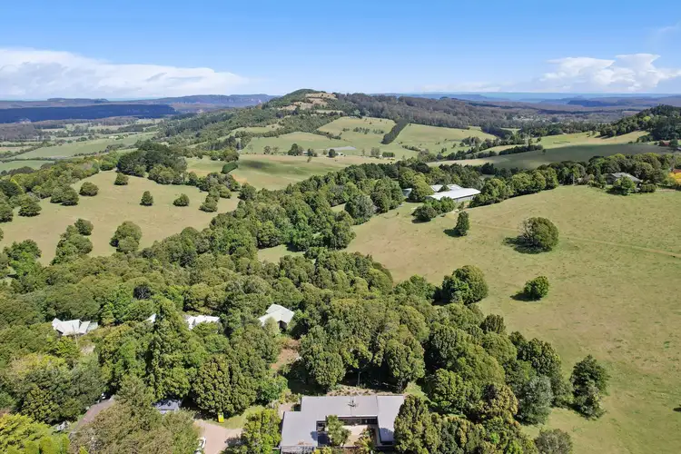 45 Lawn Avenue, Robertson NSW 2577