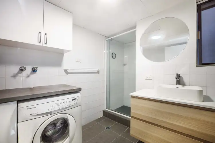 Sixth view of Homely unit listing, 2/7 Monaco Street, Surfers Paradise QLD 4217