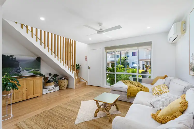 Main view of Homely townhouse listing, 27/2 St Kevins Avenue, Benowa QLD 4217