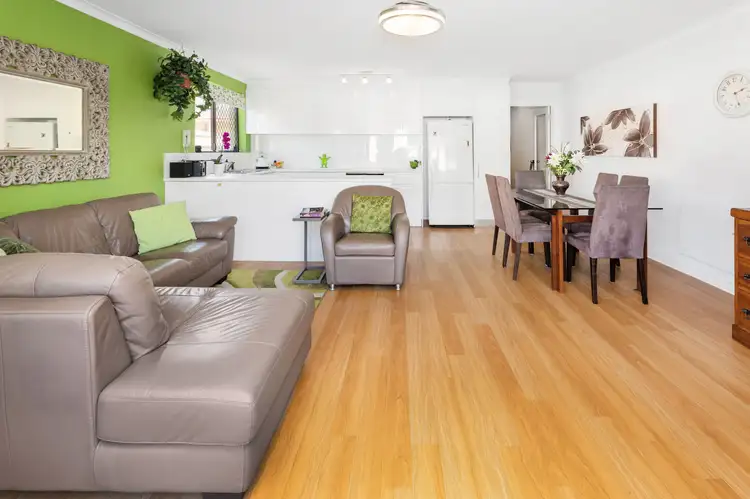 Second view of Homely unit listing, 5/26 Stanhill Drive, Chevron Island QLD 4217