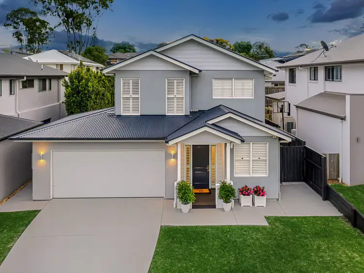 15 Dewberry Place, Bridgeman Downs QLD 4035