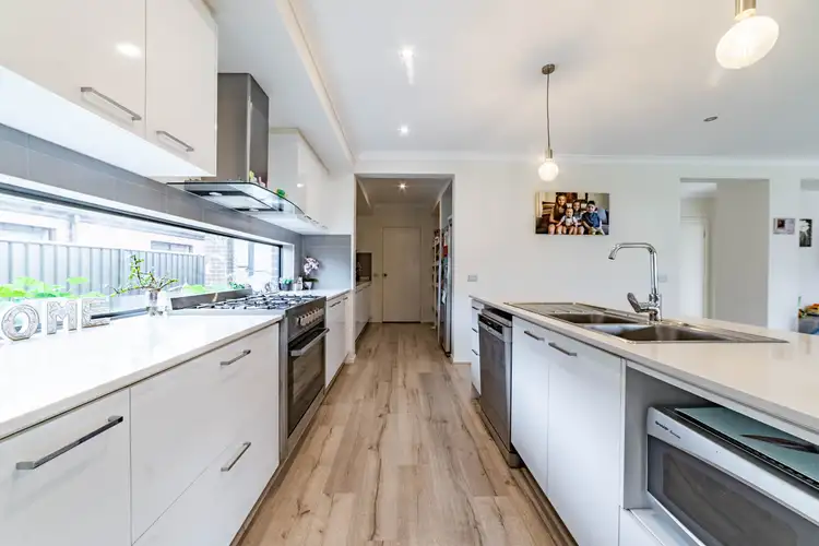 Second view of Homely house listing, 33 Swanson Boulevard, Strathfieldsaye VIC 3551