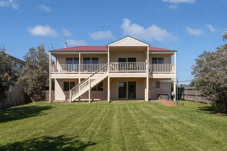 2 Manly Place, Surf Beach VIC 3922