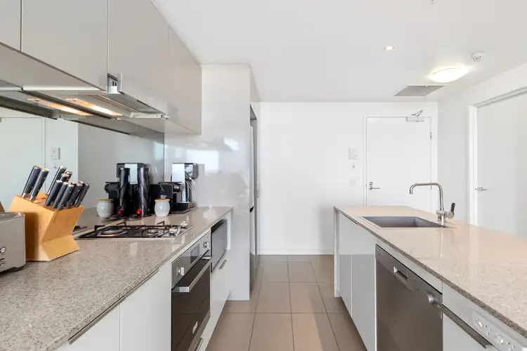 Fifth view of Homely apartment listing, 31302/2 Harbour Road, Hamilton QLD 4007