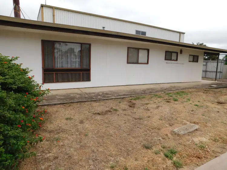 14 Oliver Street, Bordertown SA 5268