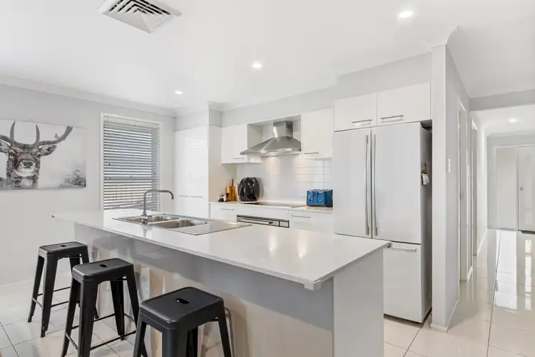 Second view of Homely house listing, 36 Mornington Circuit, Gwandalan NSW 2259