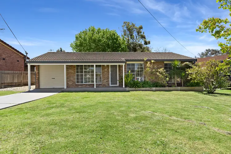 12 Ambassador Avenue, North Nowra NSW 2541